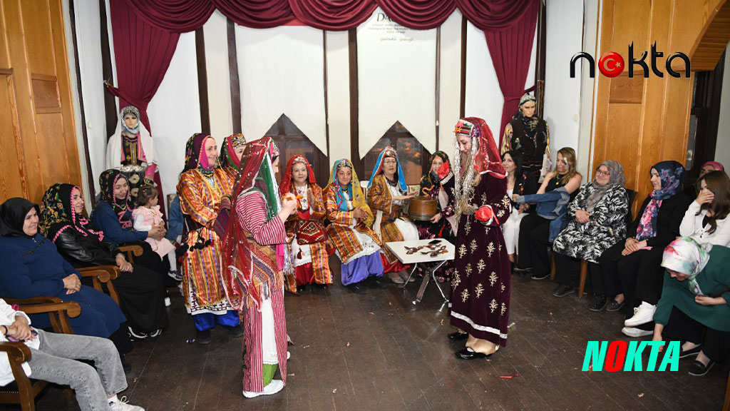 Kına gecesi geleneği Bursa Osmangazi’de yaşatıldı