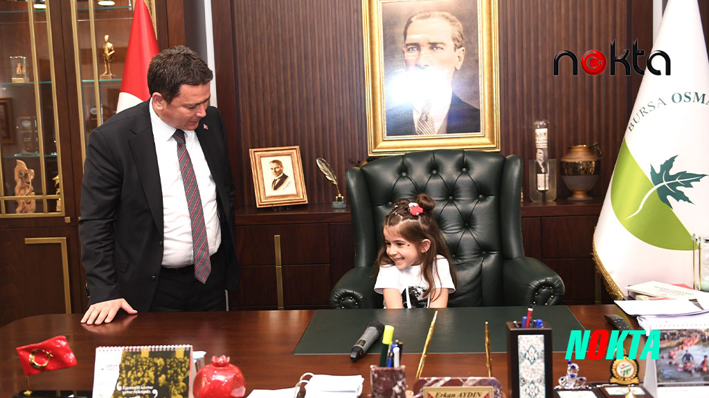 Minik öğrencilerden Başkan Aydın’a 23 Nisan ziyareti