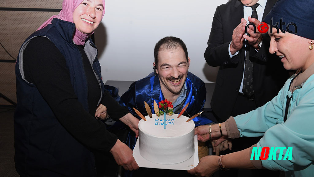 Okuma aşkı engel tanımadı