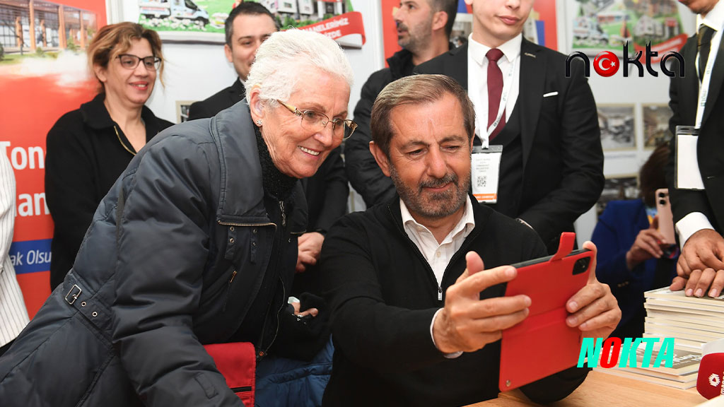 Osmangazi Belediyesi Serhan Asker’i okurlarıyla buluşturdu