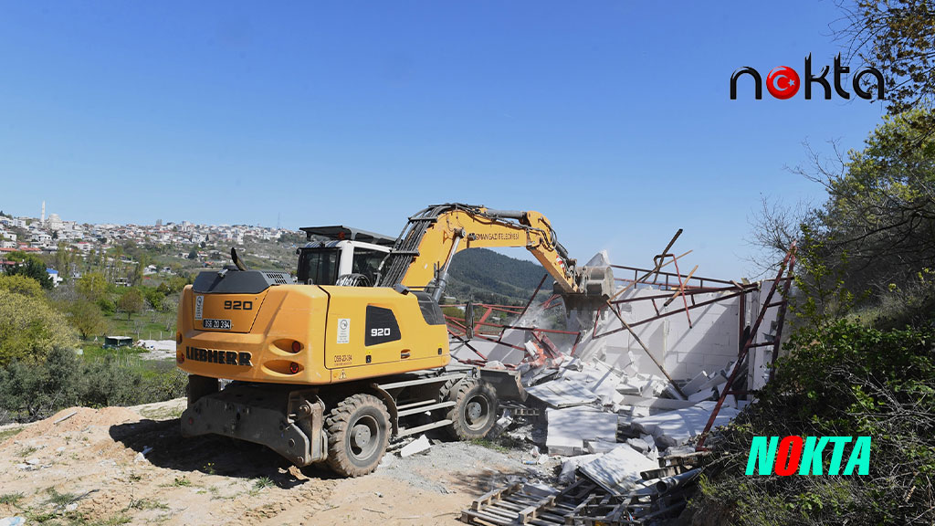 Bursa Osmangazi’de 25 kaçak yapı yıkıldı