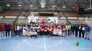 Bursa Osmangazili badmintonculardan namağlup şampiyonluk