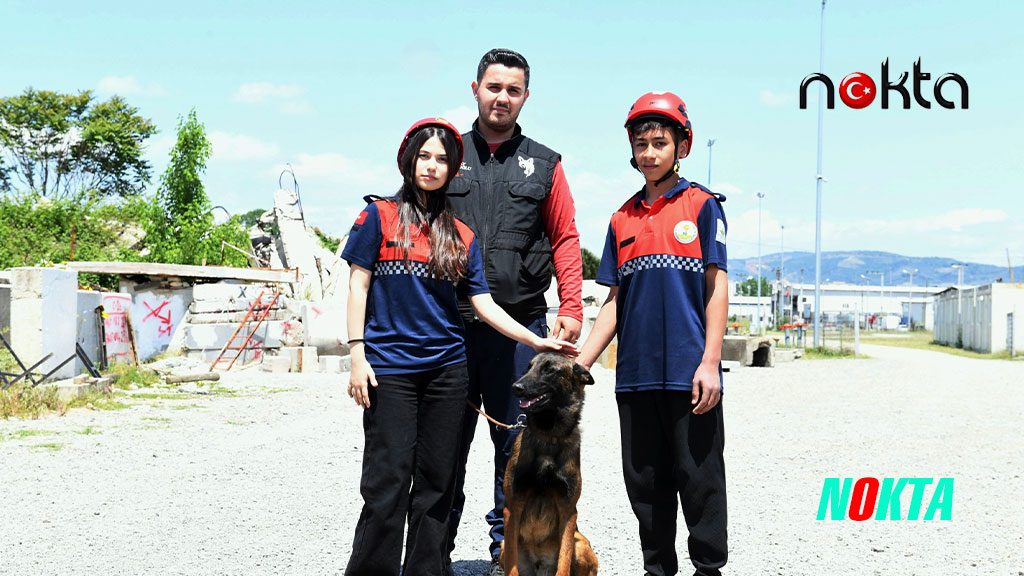 Bursa’da Liseli öğrencilerden nefes kesen tatbikat