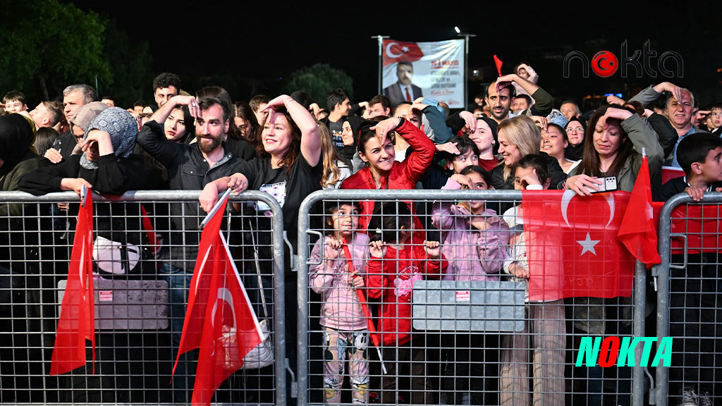 Gençlere gündüz yarışma gece konser