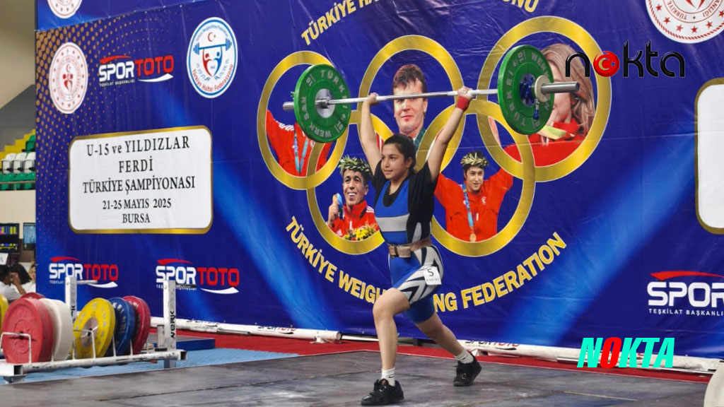 Naim Süleymanoğlu spor kompleksi’nde halter rüzgarı