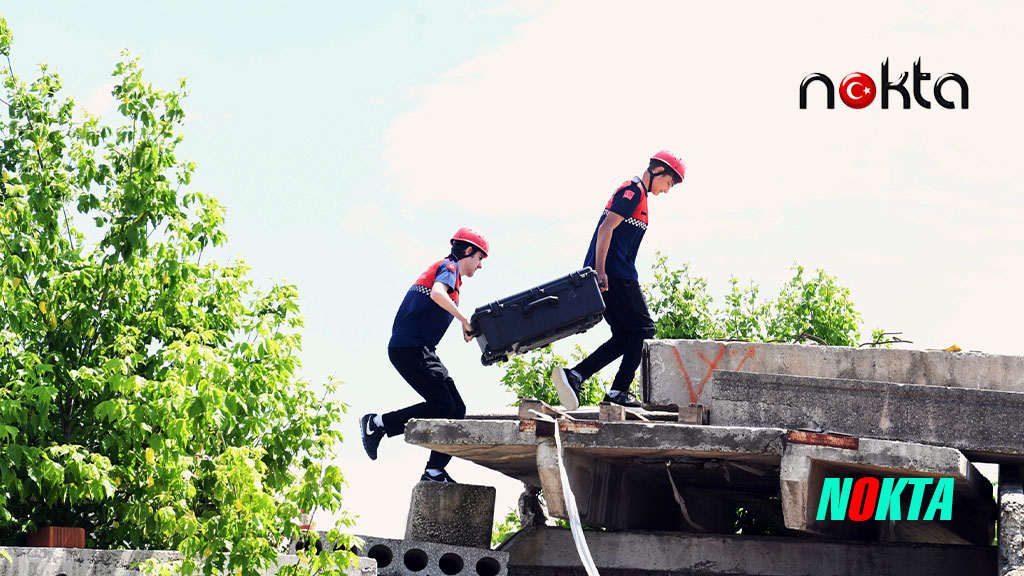 Osmangazi Belediyesi’nden öğrencilere arama kurtarma eğitimi