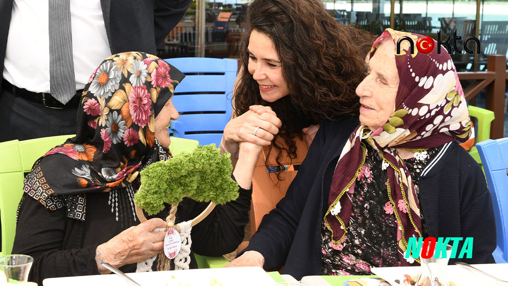 Osmangazi’de Alzheimer hastaları için Anneler Günü kutlaması