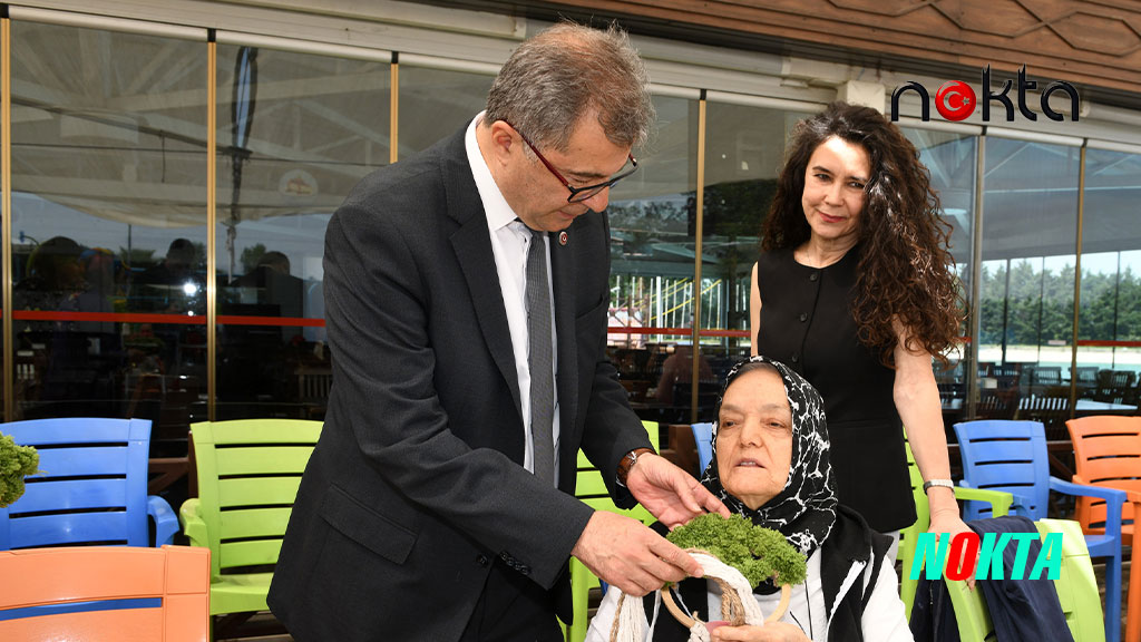 Osmangazi’de Alzheimer hastaları için Anneler Günü kutlaması