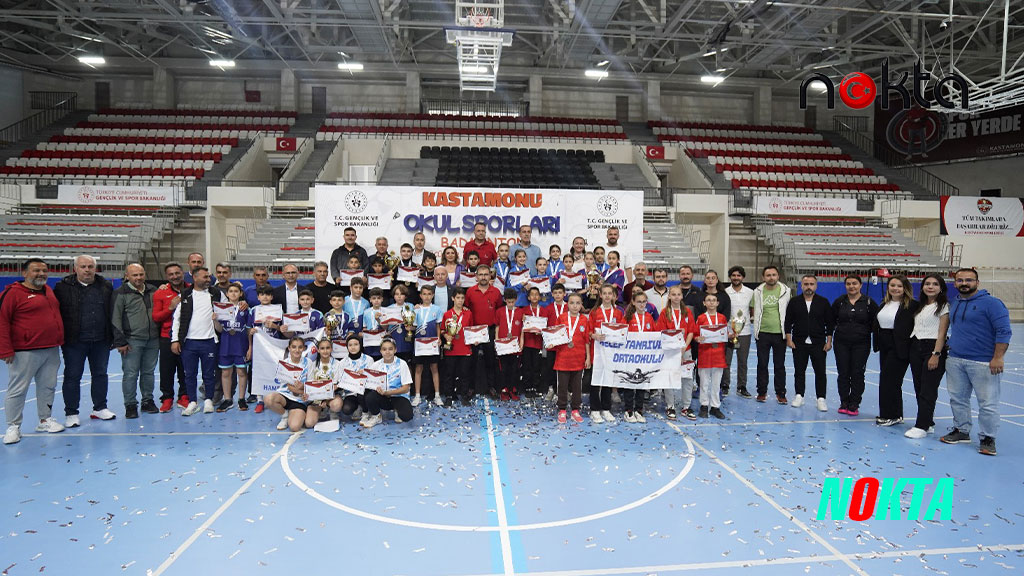 Osmangazili badmintonculardan namağlup şampiyonluk