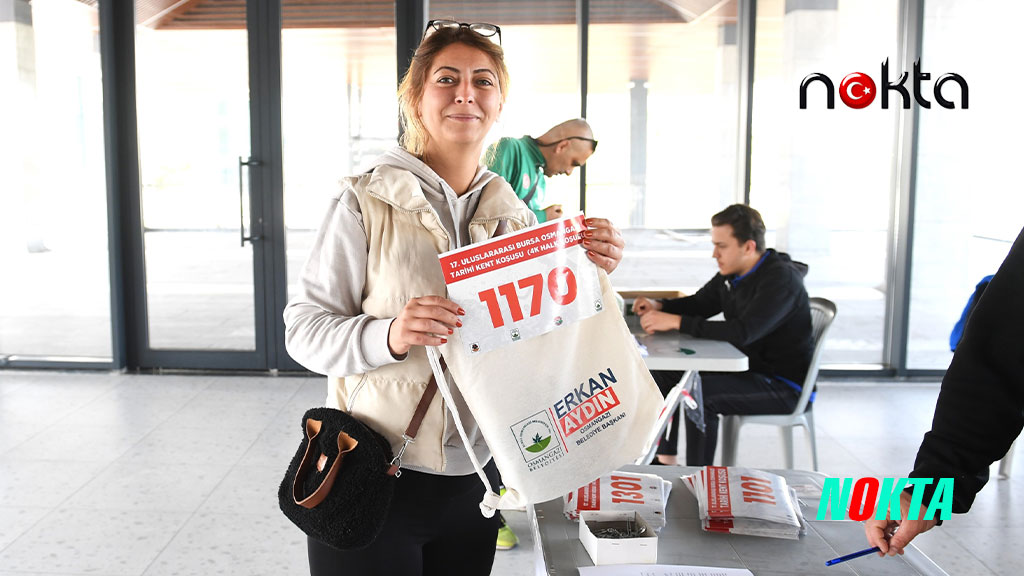 Tarihi koşuya katılacak sporseverler numaralarını aldı