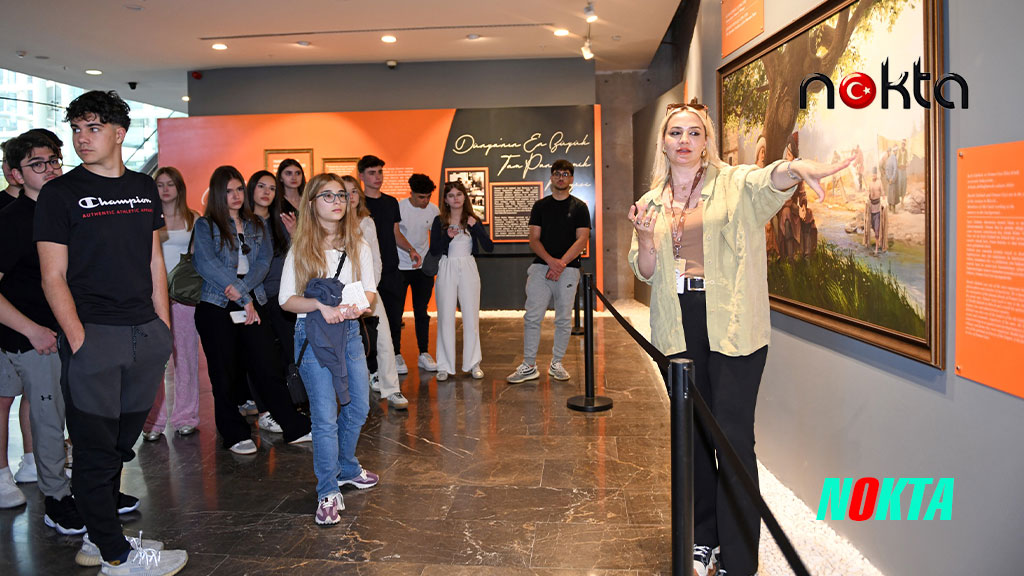 Üsküdar Amerikan Lisesi öğrencileri Harmancık Ortaokulu’na robotik laboratuvar kurdu