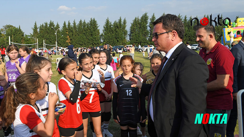 Osmangazi’de kız çocukları için Mini Voleybol Şenliği