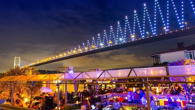 Reina’nın sahipleri birbirine düştü!