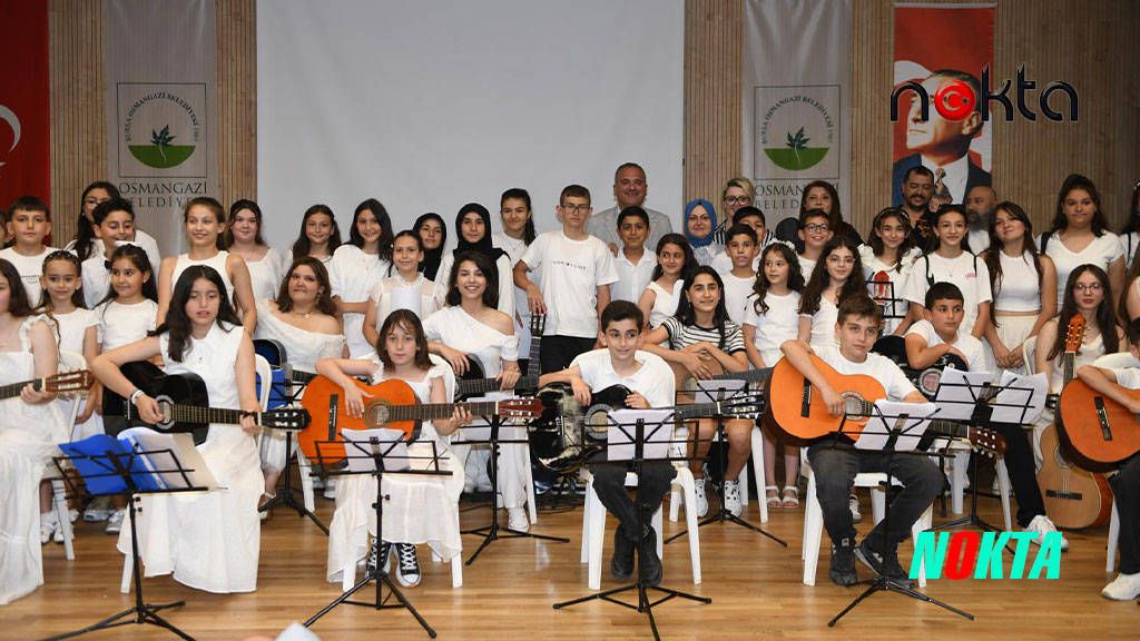 Yetenek Evi öğrencilerinden yılsonu şöleni