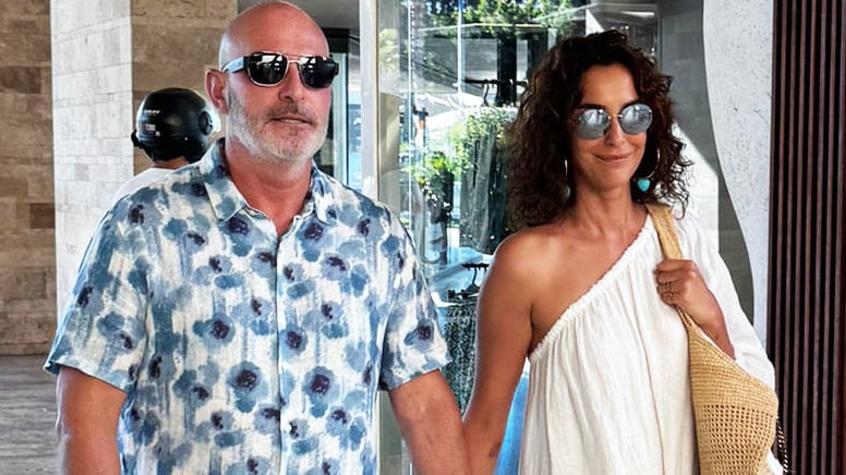 Arzum Onan ve Orkan Özkan Bodrum’da el ele