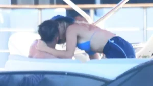 Nilsu Berfin Aktaş iş insanı sevgilisiyle Çökertme’de görüntülendi