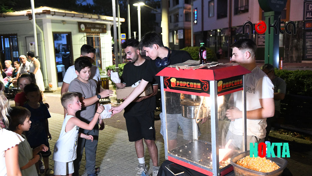 Osmangazi Belediyesi’nin sinema gecelerine yoğun ilgi
