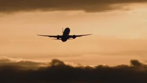 Rus hava sahasında gerginlik! 517 uçuş iptal edildi 75 bin yolcu etkilendi