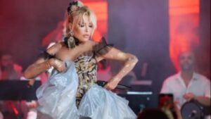 Ajda Pekkan Harbiye’de müzik şöleni yaşattı! 3 saatte 45 şarkı