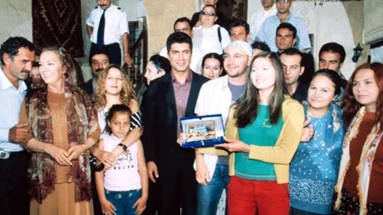 ‘Asmalı Konak’ ekibi 23 yıl sonra bir arada