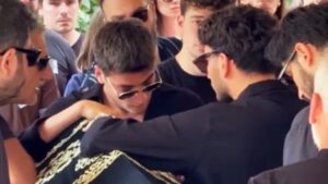 Atakan Özkaya’dan babasına son görev