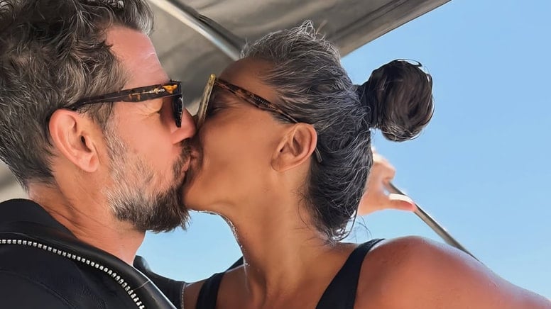 Hazirandan beri Mykonos’ta… ‘Sevgilim olduğu için çok şanslıyım’