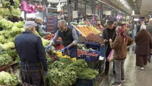 Kilosu 100 liradan aşağı satılmayacak! Pazarcılar şimdiden kötü haberi verdi