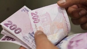 Memur-Sen’den hükümete çağrı: Zam teklifi İçin 12 Ağustos beklenmesin!