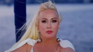 Şarkıcı Ayla Başar’dan acı haber