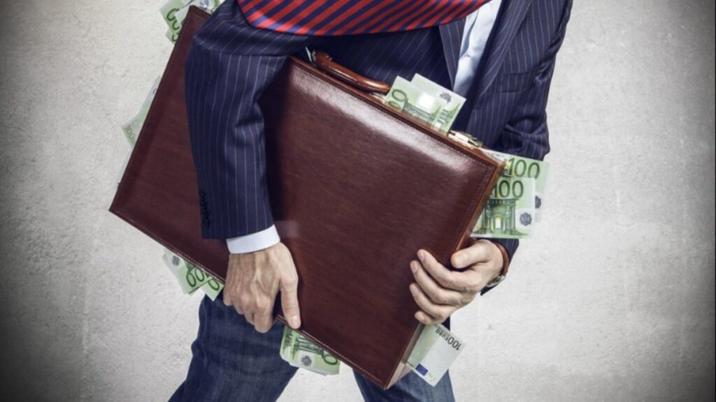 Yeni çıkan meslek için dev şirketler para akıtıyor: Maaşlar katlanarak arttı