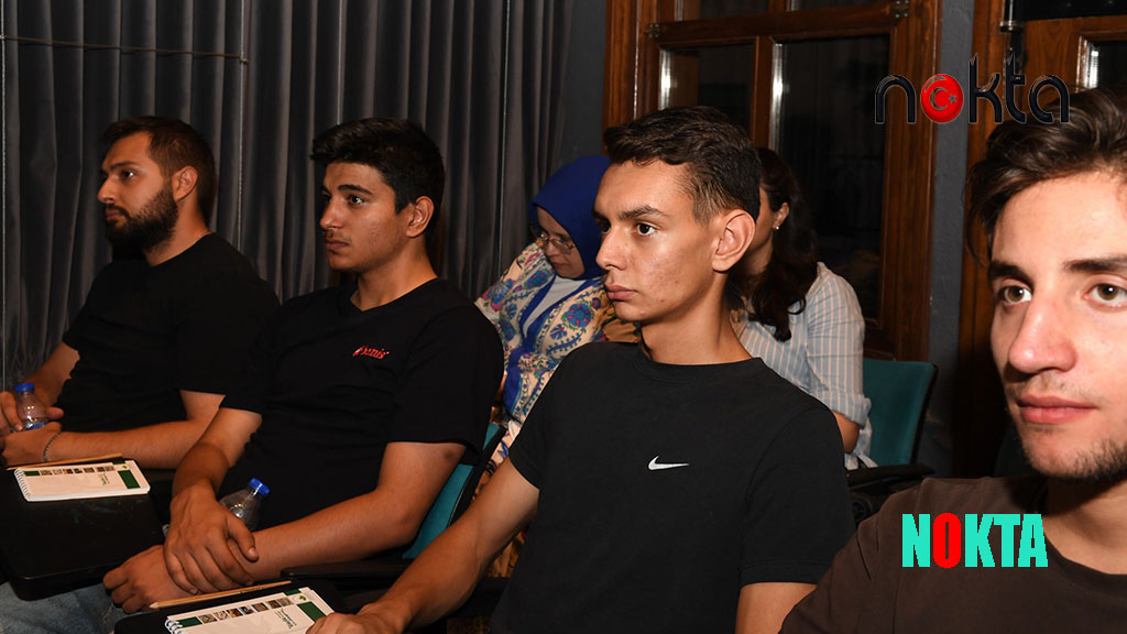 Bursa Osmangazi Belediyesi gençleri girişimciliğe teşvik ediyor