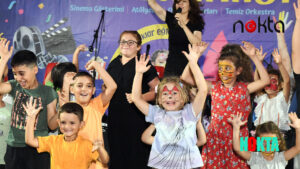 Bursa’nın Yaz etkinliklerinde çocuklar ve aileler doyasıya eğlendi