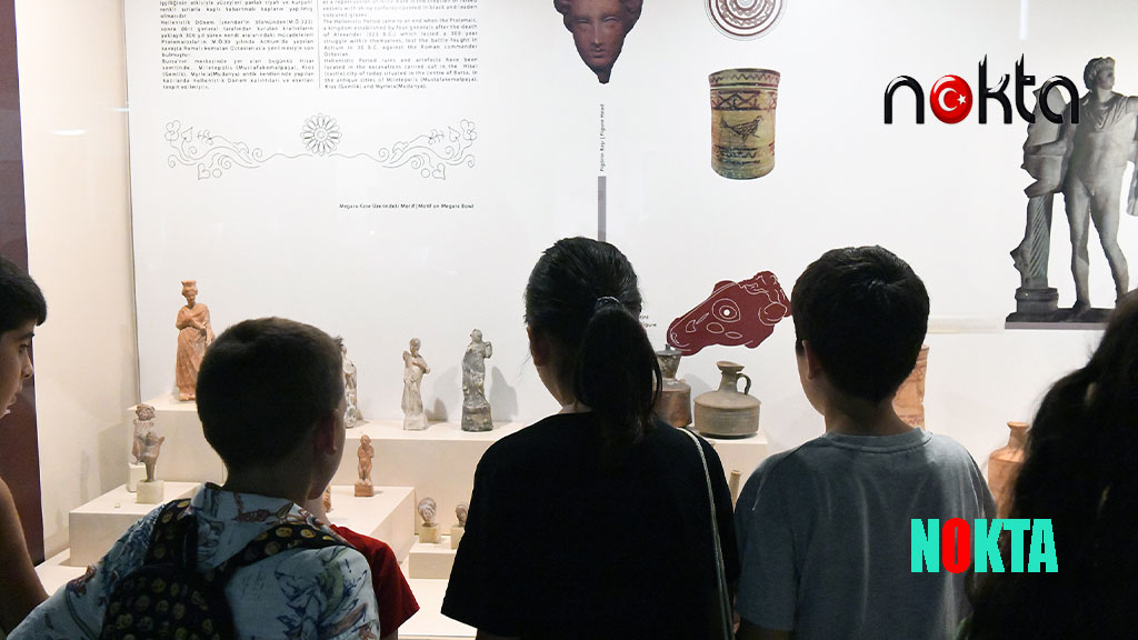 Minik arkeologlar müzeleri keşfediyor