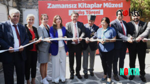 Başkan Erkan Aydın: “Kitapları tamamen bağış usulü hiç bir masrafı olamadan müzeye kazandırdık”