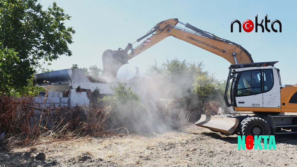 Sit alanına yapılan kaçak yapılar yıkıldı