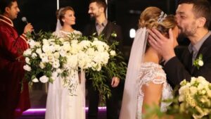 Ünlü çift 4 ay sonra ilk kez anne-baba olacak