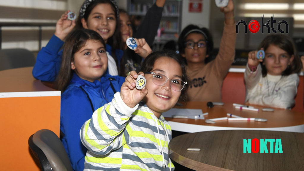 Bu atölyeye katılan çocukların hayal güçleri genişliyor