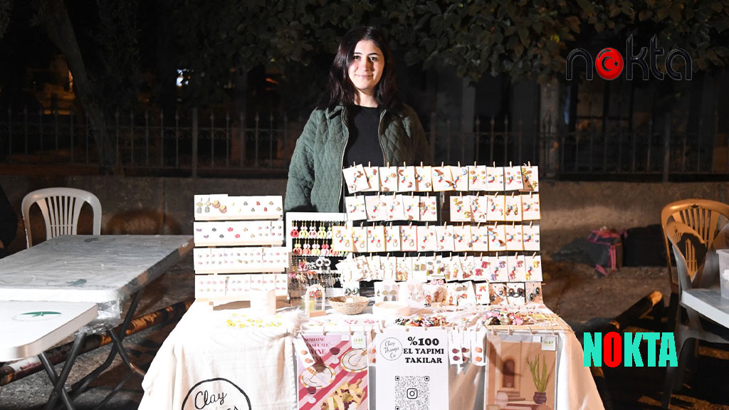 Bu sokakta eğlence ve alışveriş bir arada