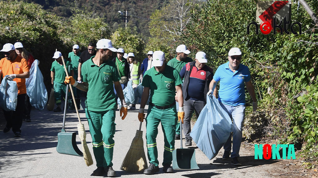 Daha temiz bir çevre için Osmangazi’de çöp toplama etkinliği