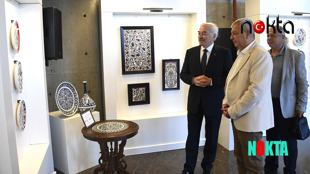 Osmangazi’de “Emeklilikten Bugüne Çini Sergisi” açıldı