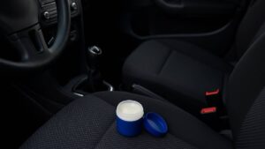 Arabanıza bir kutu vazelin koyun farkı görün