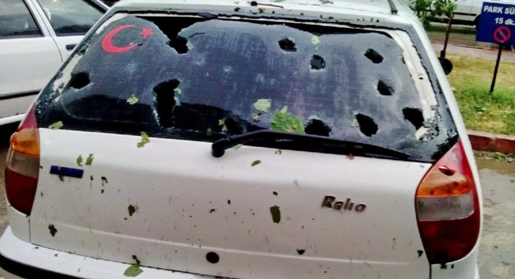 Aracınızı doludan korumak için bu yöntemleri not alın