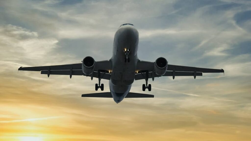 Avrupa havacılığında mali kriz: 100’den fazla uçuş iptal edilecek