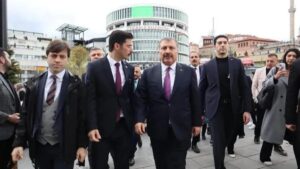 Bir hastaneyi 3 yılda yapamadılar fiyatını 3’le çarptılar