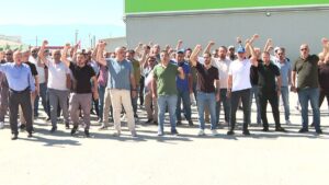 Dev kamu fabrikası bile bile batırılıyor