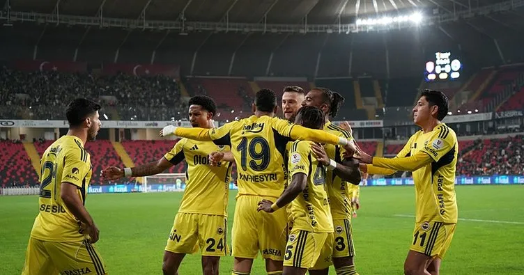 Fenerbahçe, Gaziantep FK deplasmanında! (CANLI) En-Nesyri’den duble…