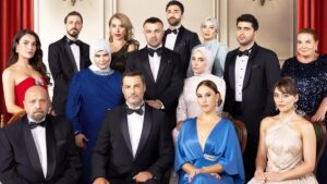 Hikayenin merkezindeydi: Kızılcık Şerbetine veda ediyor