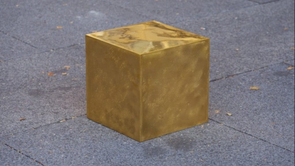İflas etti, 23 milyon dolarlık altın küpteki hissesini satıyor