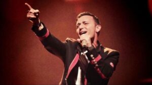 Mustafa Sandal, TELE1’e kayyum kararına tepki gösterdi