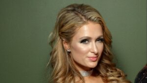 Paris Hilton Türk şarkıcıyı takibe aldı… ‘Herhalde şekerim’